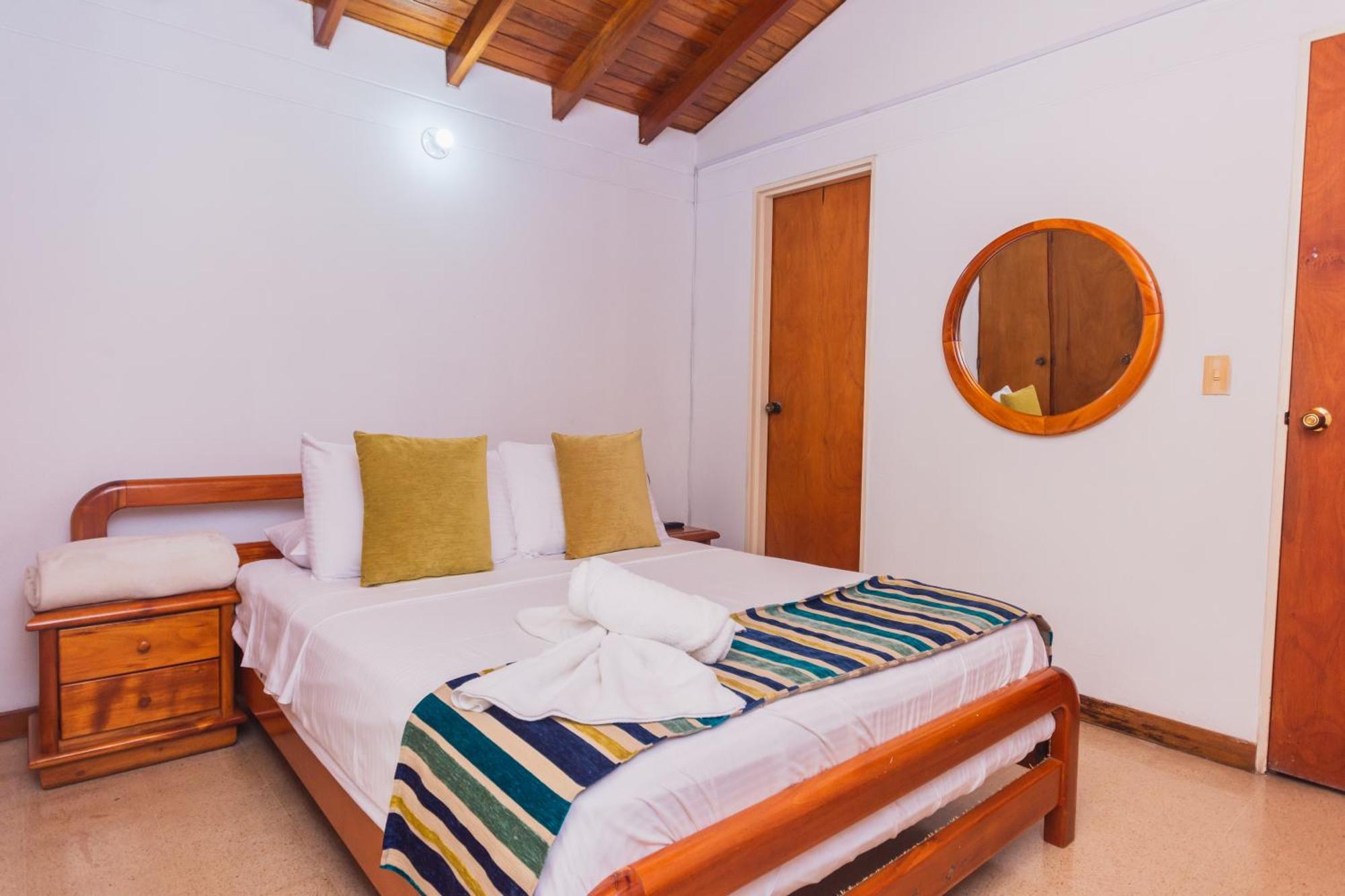 Hotel Guatatur Guatapé 외부 사진