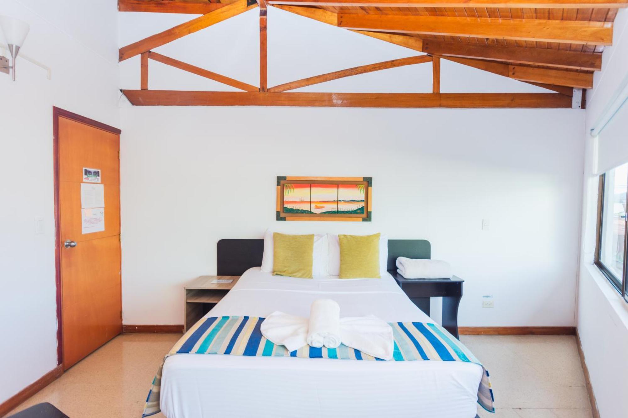 Hotel Guatatur Guatapé 외부 사진