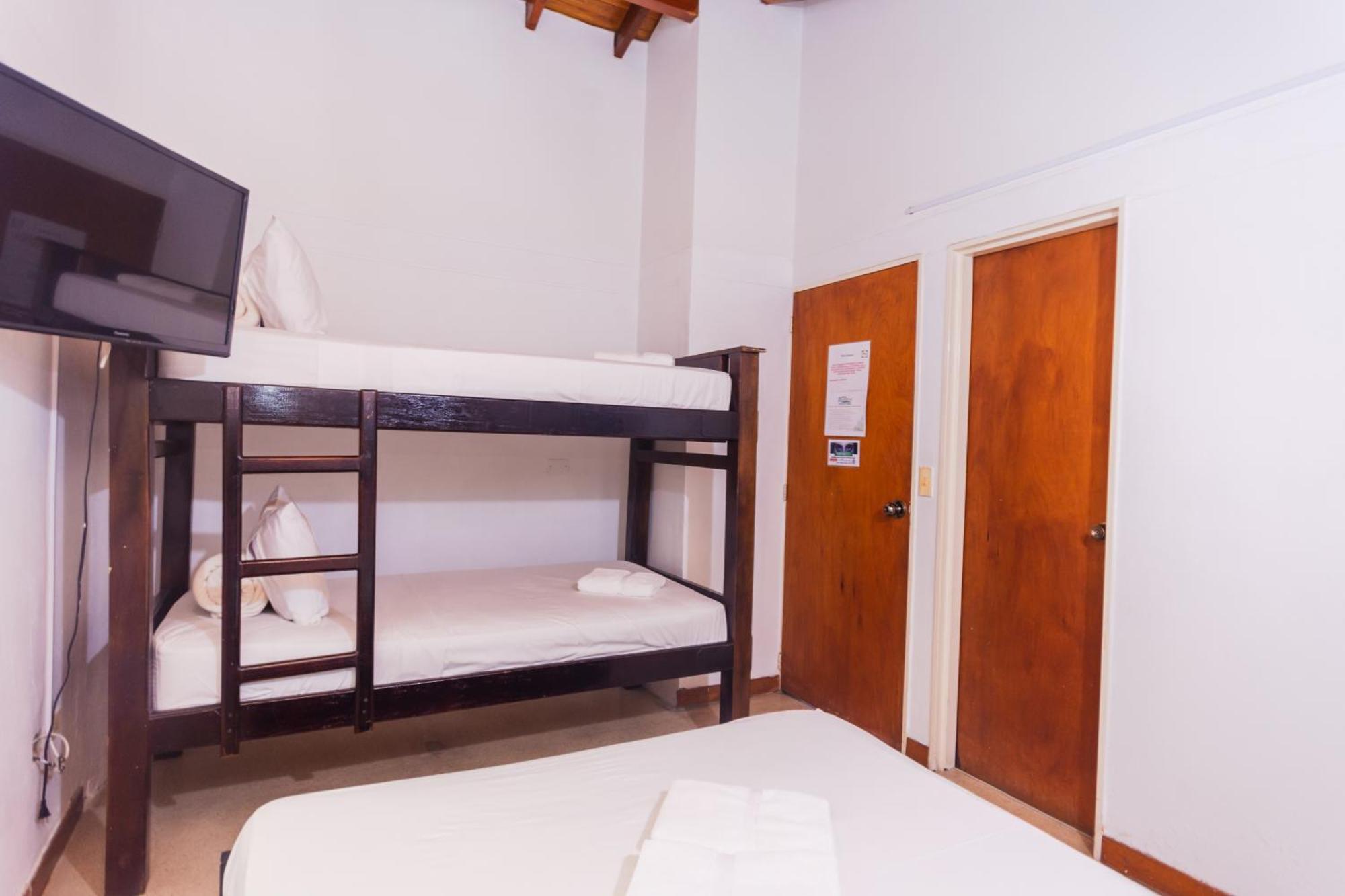 Hotel Guatatur Guatapé 외부 사진
