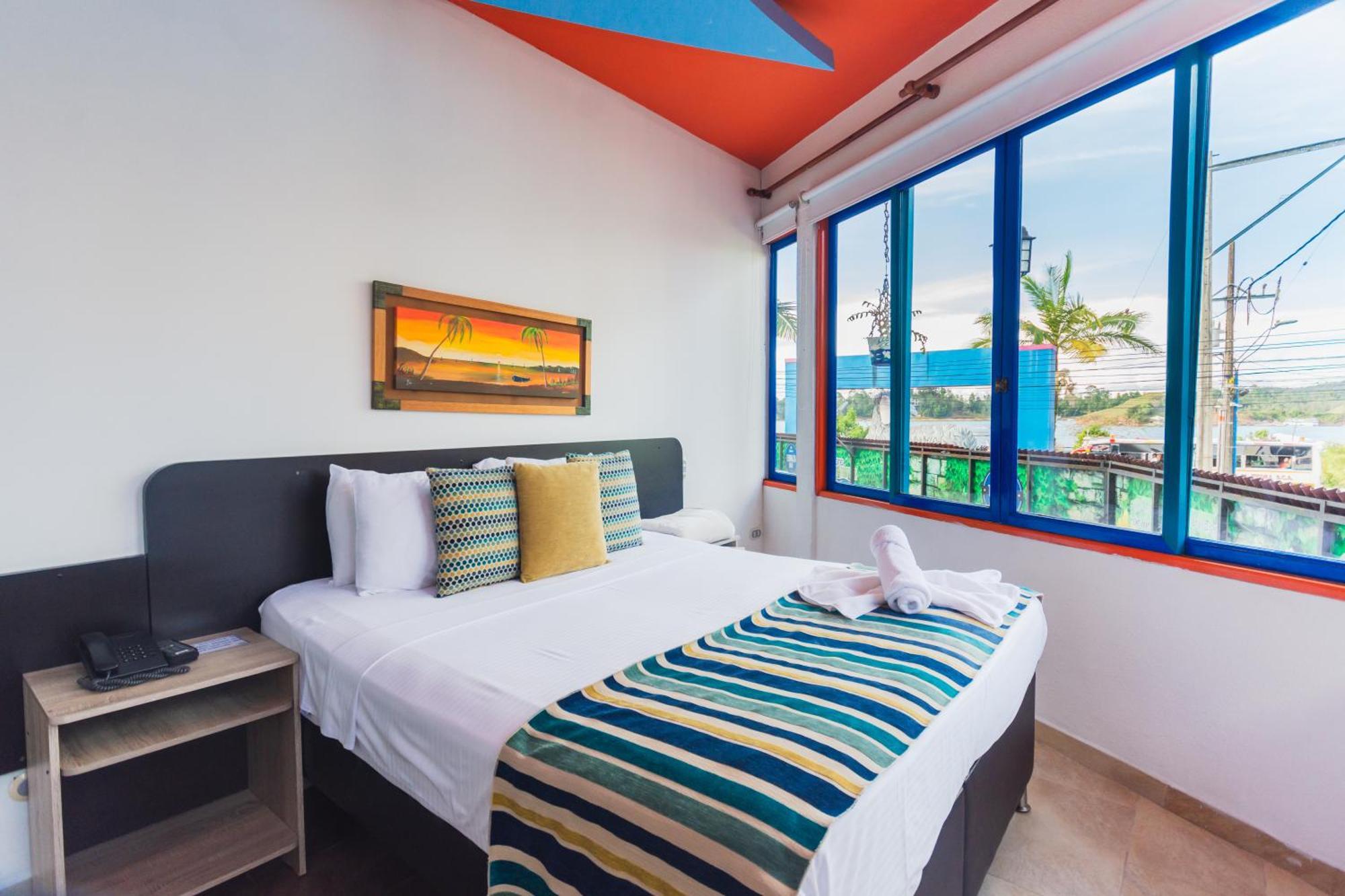 Hotel Guatatur Guatapé 외부 사진