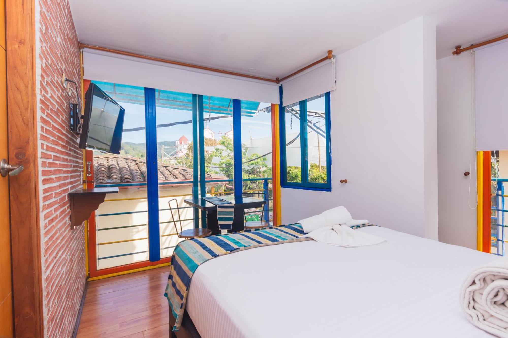 Hotel Guatatur Guatapé 외부 사진