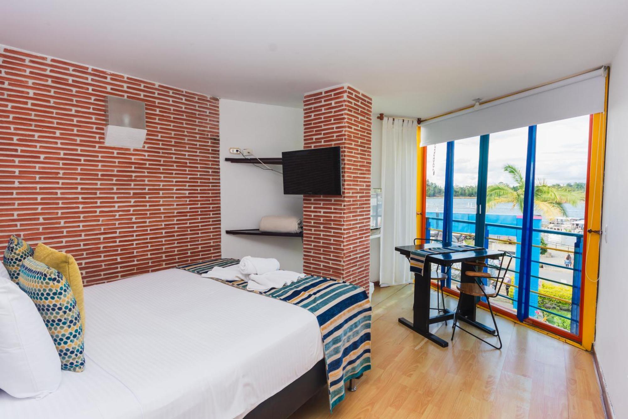 Hotel Guatatur Guatapé 외부 사진